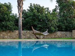 Melitini in Souda With 7 Bedrooms and 6 Bathrooms