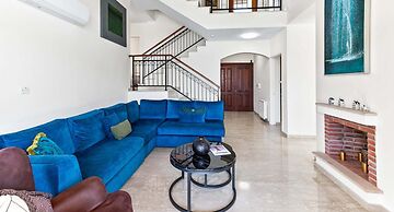 Villa 93 Calantha in Kouklia