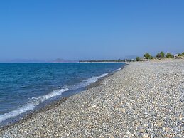 Azure Villa in Platanias