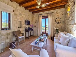 Azure Villa in Platanias