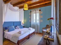 Azure Villa in Platanias