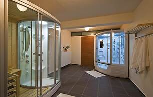 Chloe Seafront Villa