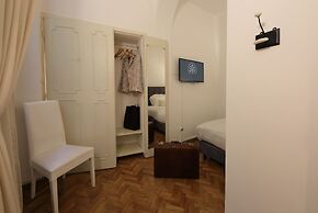 Corsini Tintori Guest House