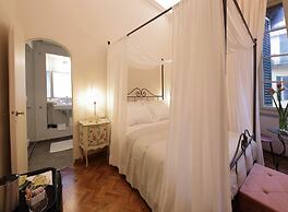 Corsini Tintori Guest House
