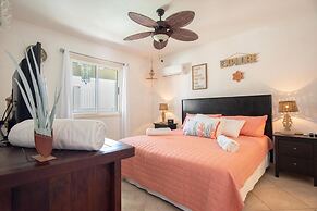 Casa Karlina in Noord