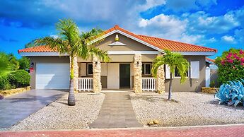 Casa Karlina in Noord