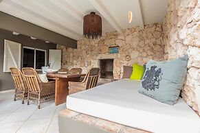 Casa Karlina in Noord