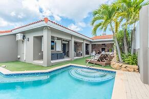 Casa Karlina in Noord