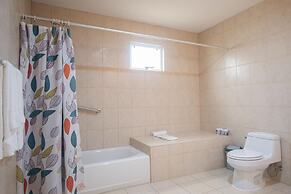 NEW Bay Harbor Studio 203