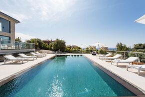 Posidon Villa on sea