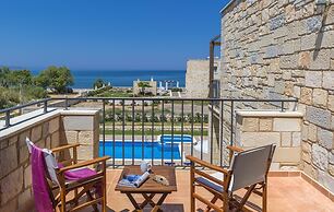 Emerald Villa 70m From the Beach