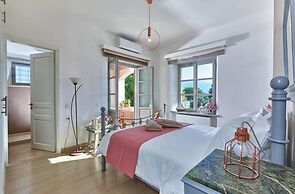 Villa Rouga in Xirosterni