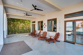 Villa Laguna Gecko in Belize City