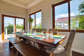 Villa Laguna Gecko in Belize City