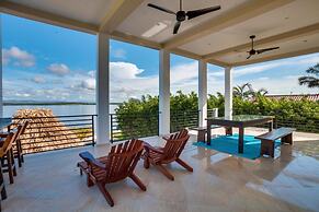 Villa Laguna Gecko in Belize City