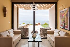 Jamila Villa in Kalathas