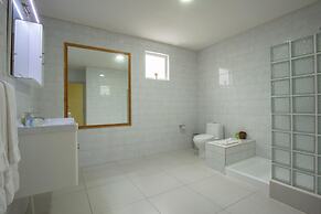 Bay Harbor Luxury 1 Bedroom Apartments