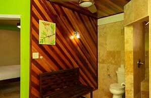 Villa Mission Bay in Belize City