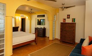 Villa Mission Bay in Belize City