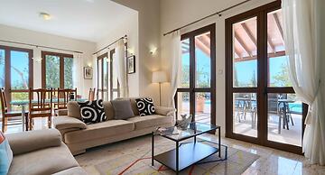 Villa 373 Dionysus in Kouklia