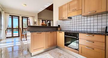 Villa 373 Dionysus in Kouklia