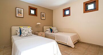 Villa 373 Dionysus in Kouklia