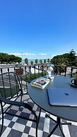 Be Side Hotel