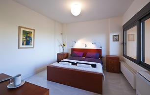 Daphne Villa in Chania