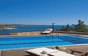 Daphne Villa in Chania