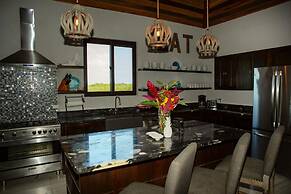 Villa Island Time Gecko