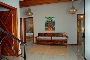 Villa Island Time Gecko