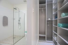 Las Islas Condo 8 in Noord