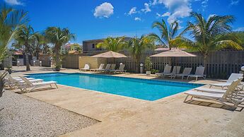 Las Islas Condo 8 in Noord