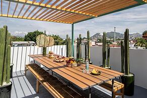 Rooftop Hot Tub 3 Levels 5bedroom in Villa Noria