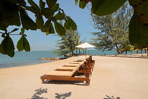 Exclusive Private Island With 360 Degree View of the Ocean