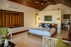 Exclusive Private Island With 360 Degree View of the Ocean