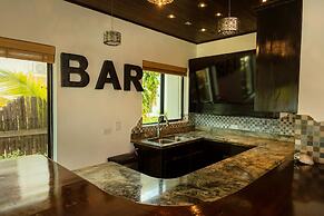 Villa Jammin Gecko in Belize City