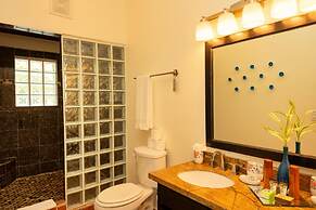 Villa Jammin Gecko in Belize City