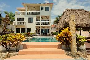 Villa Jammin Gecko in Belize City