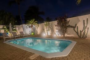 NEW Cozy Casa in Oranjestad