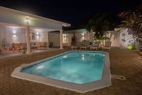 NEW Cozy Casa in Oranjestad