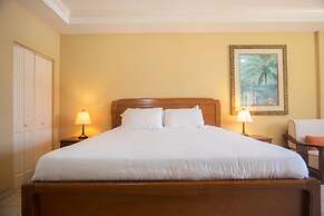 NEW Bay Harbor Studio 202