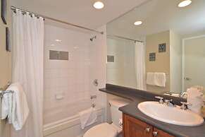 Whistler Village - Pool - Hot tub - Walk to Lifts