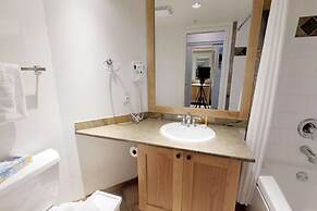 Ski in Ski out - Steam Shower - Roof top Hot tub