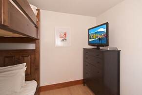 Ski in Ski out - Steam Shower - Roof top Hot tub