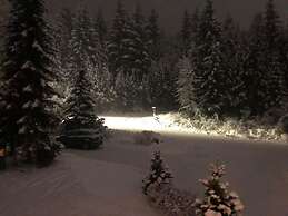 Ski in Ski out - Steam Shower - Roof top Hot tub