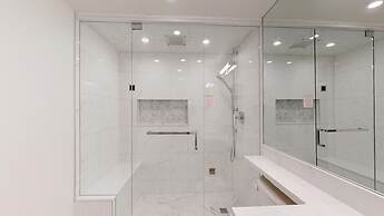 Ski in Ski out - Steam Shower - Roof top Hot tub