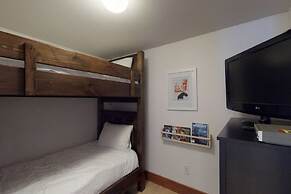 Ski in Ski out - Steam Shower - Roof top Hot tub