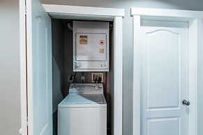 Whistler Village -walk to Lifts-views of Village