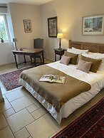 The Grand Longere